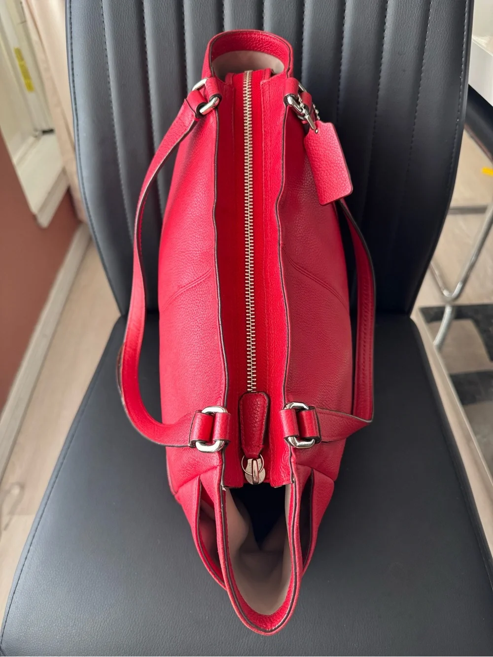 Coach dual carry bold